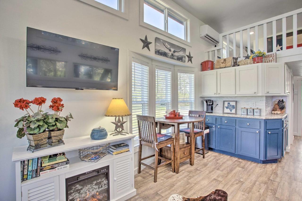 Cozy Mckinney Tiny Home With Porch And Fire Pit! Dış mekan fotoğraf