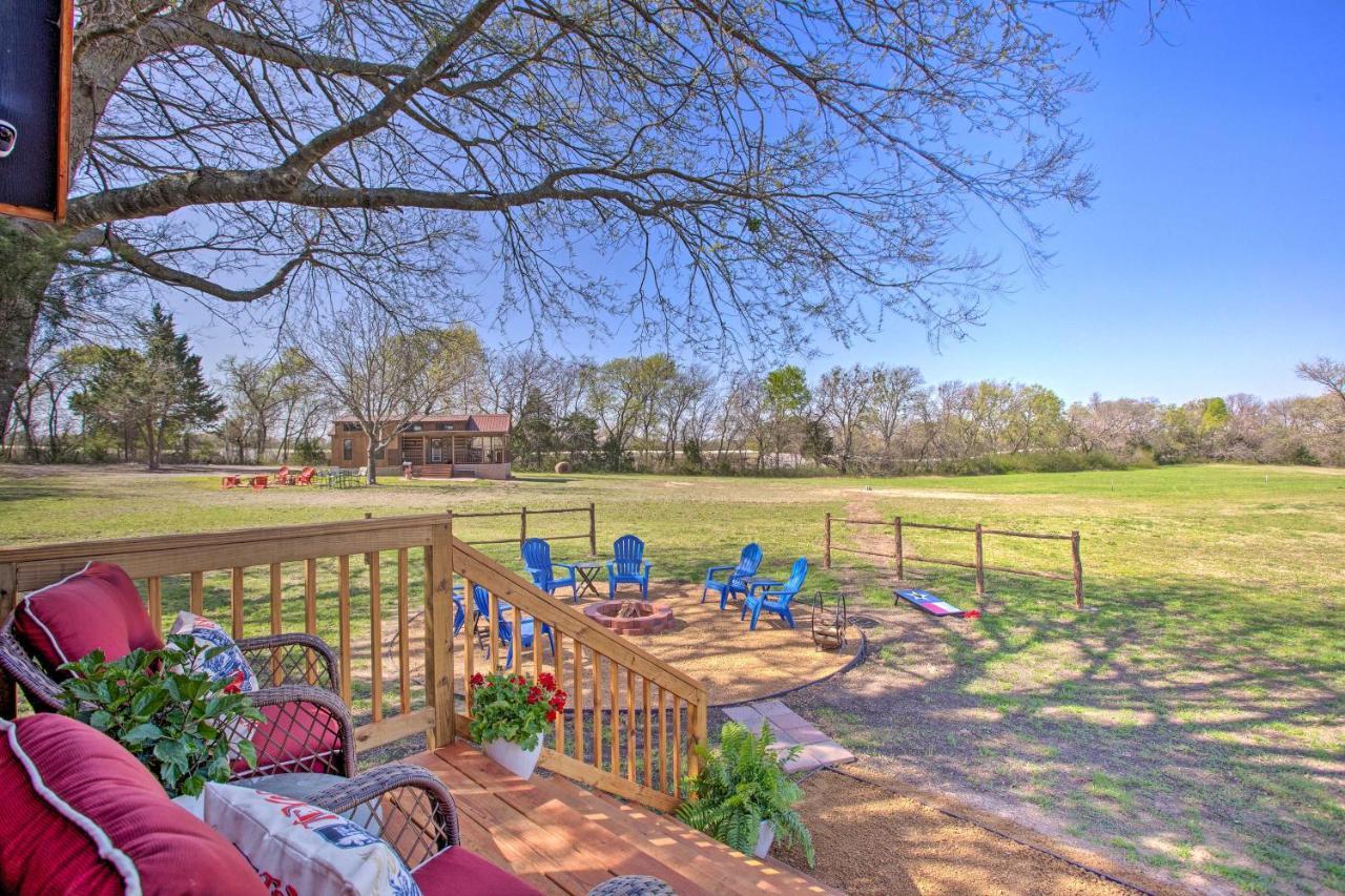 Cozy Mckinney Tiny Home With Porch And Fire Pit! Dış mekan fotoğraf